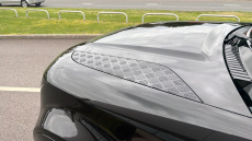 Land Rover Defender 3.0 D250 X-Dynamic HSE 90 3dr Auto Diesel Estate